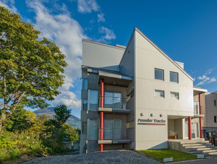 Powder Tracks Apartments