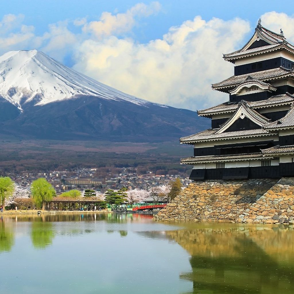 MATSUMOTO: CITY OF HISTORY & CULTURE