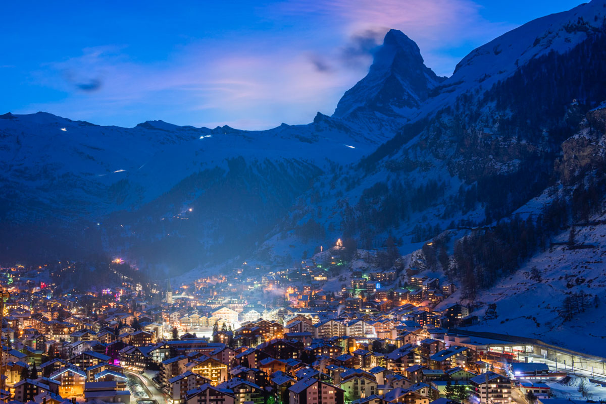 Book Apartment Bayard 2, Luxury Vacation Rentals by ZEKKEI