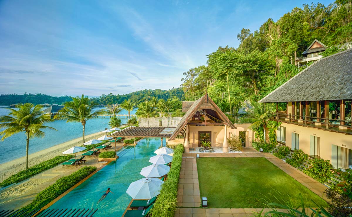 Book Gaya Island Resort Borneo, Luxury Vacation Rentals by ZEKKEI