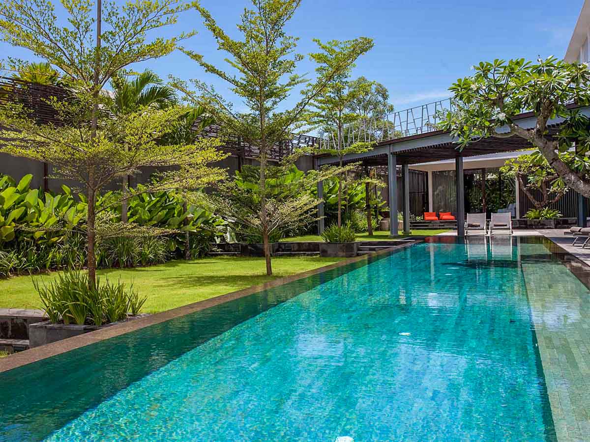 Book Villa Issi, Luxury Vacation Rentals by ZEKKEI